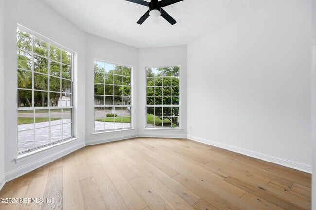 Building Photo - 13600 Emerald Cove Ct