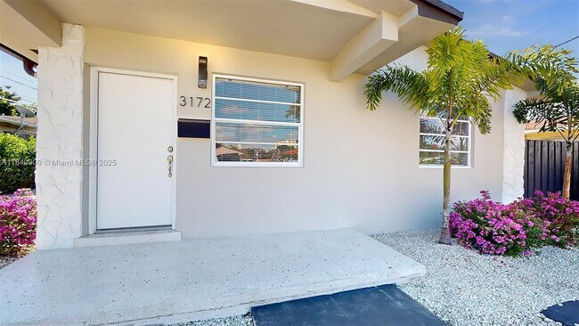 Building Photo - 3170 SW 25th Ter