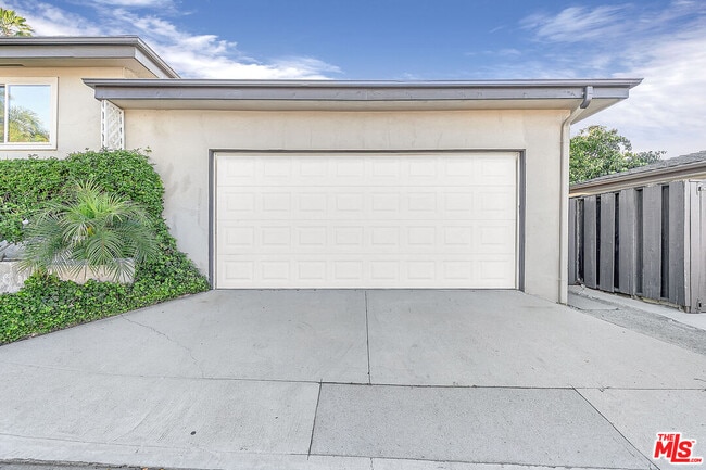 Building Photo - 3543 Scadlock Ln