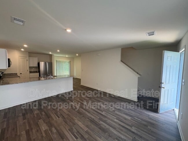 Building Photo - 1609 U W Clemon Dr