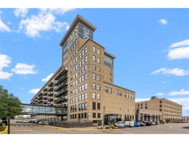 Building Photo - 290 Market St