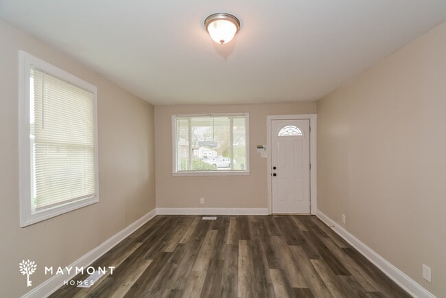 Building Photo - 511 Commonwealth St