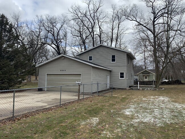 Building Photo - 3 Bedroom/2 Bathroom in Alto