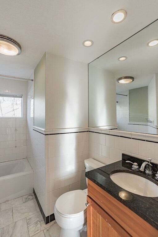 Building Photo - 34 Karlton Cir