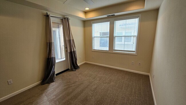 Building Photo - The Courtyards at Dublin Ranch 2Bed/2 Full Bath