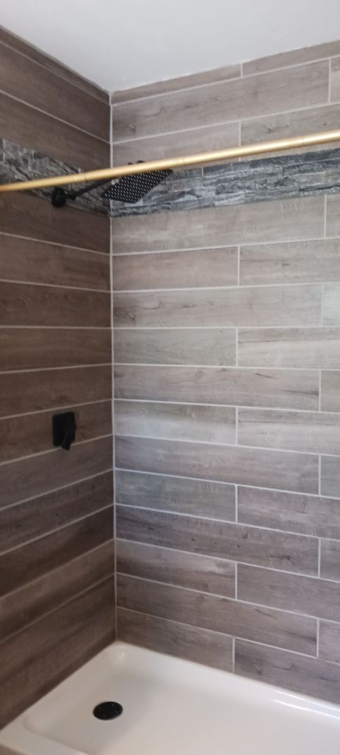 Building Photo - Beautifully Crafted 3 Bed 2 Bath Home in T...