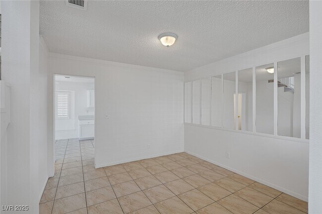 Building Photo - 1701 Duarte Dr