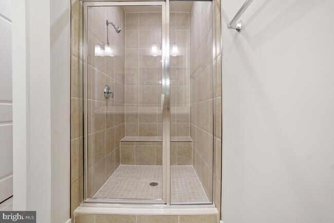 Building Photo - 1791 Cherry Birch St