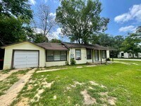 Building Photo - 475 Mitchell St