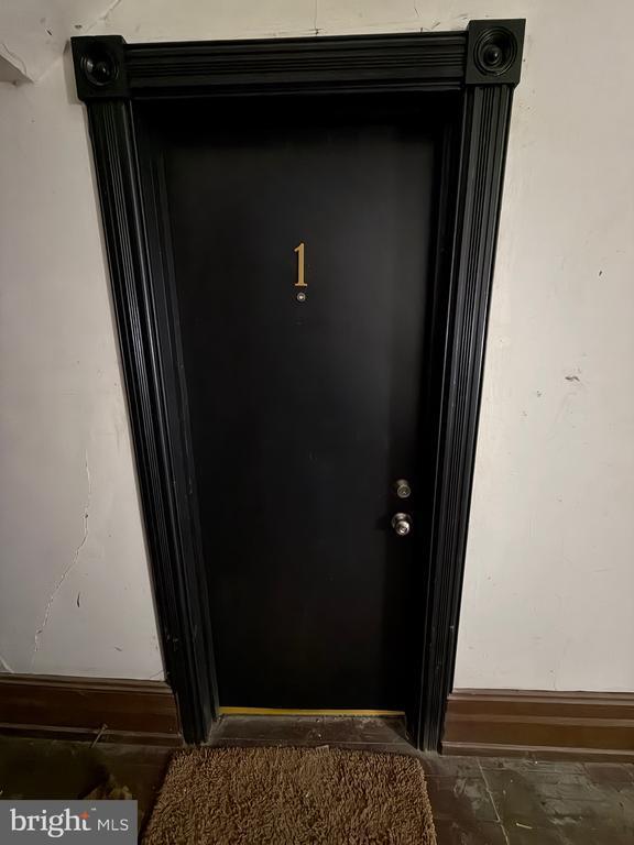 Building Photo - 4643 Leiper St