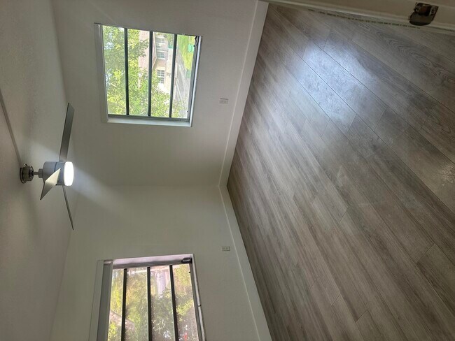 Building Photo - 3550 NW 104th Ave