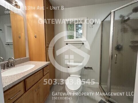 Building Photo - 941 NE 113th Ave