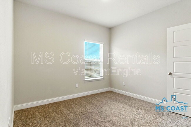 Building Photo - 15610 Lantern Cv