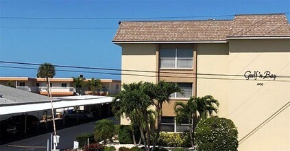 Building Photo - 1400 Tarpon Center Dr