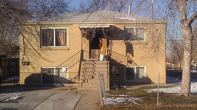Building Photo - 3155 W Ohio Ave