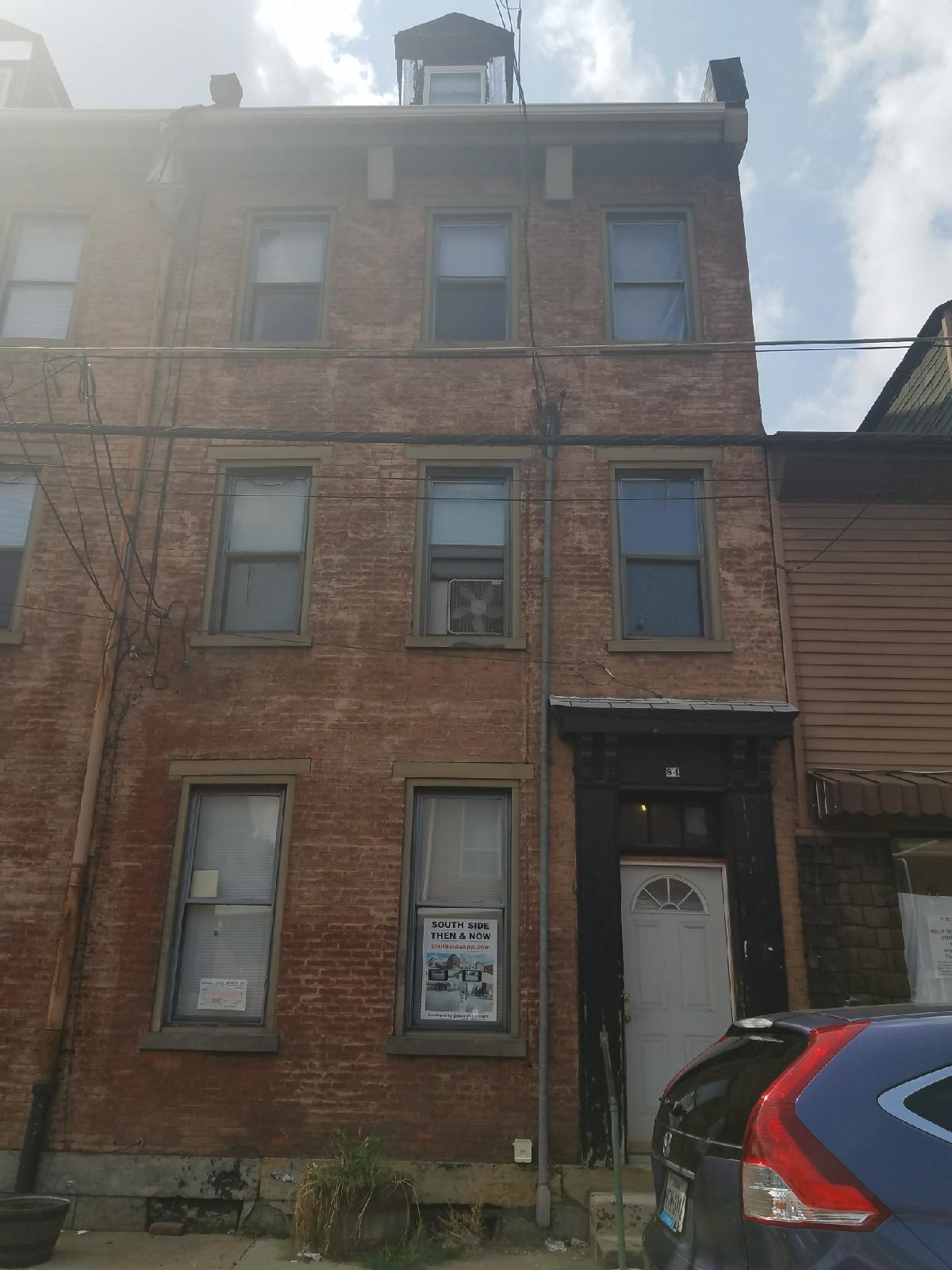Building Photo - 86 S 15th St