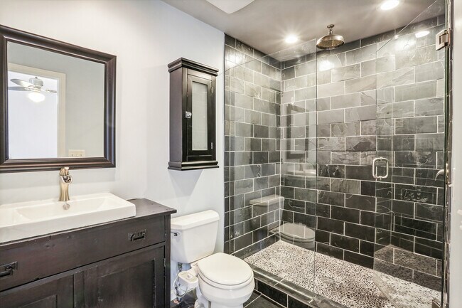 Building Photo - 1002 Defoors Landing NW