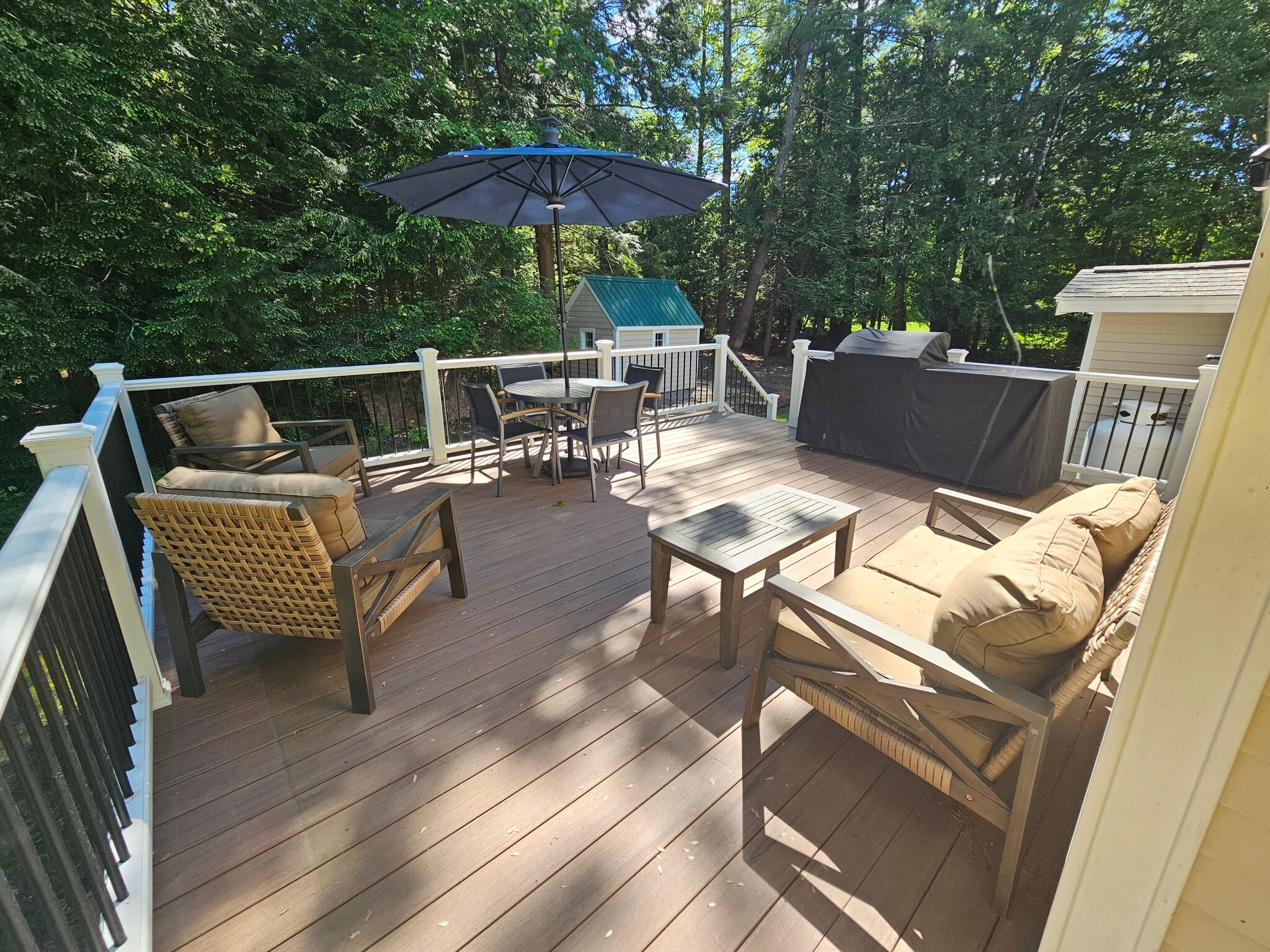 Building Photo - 435 High St