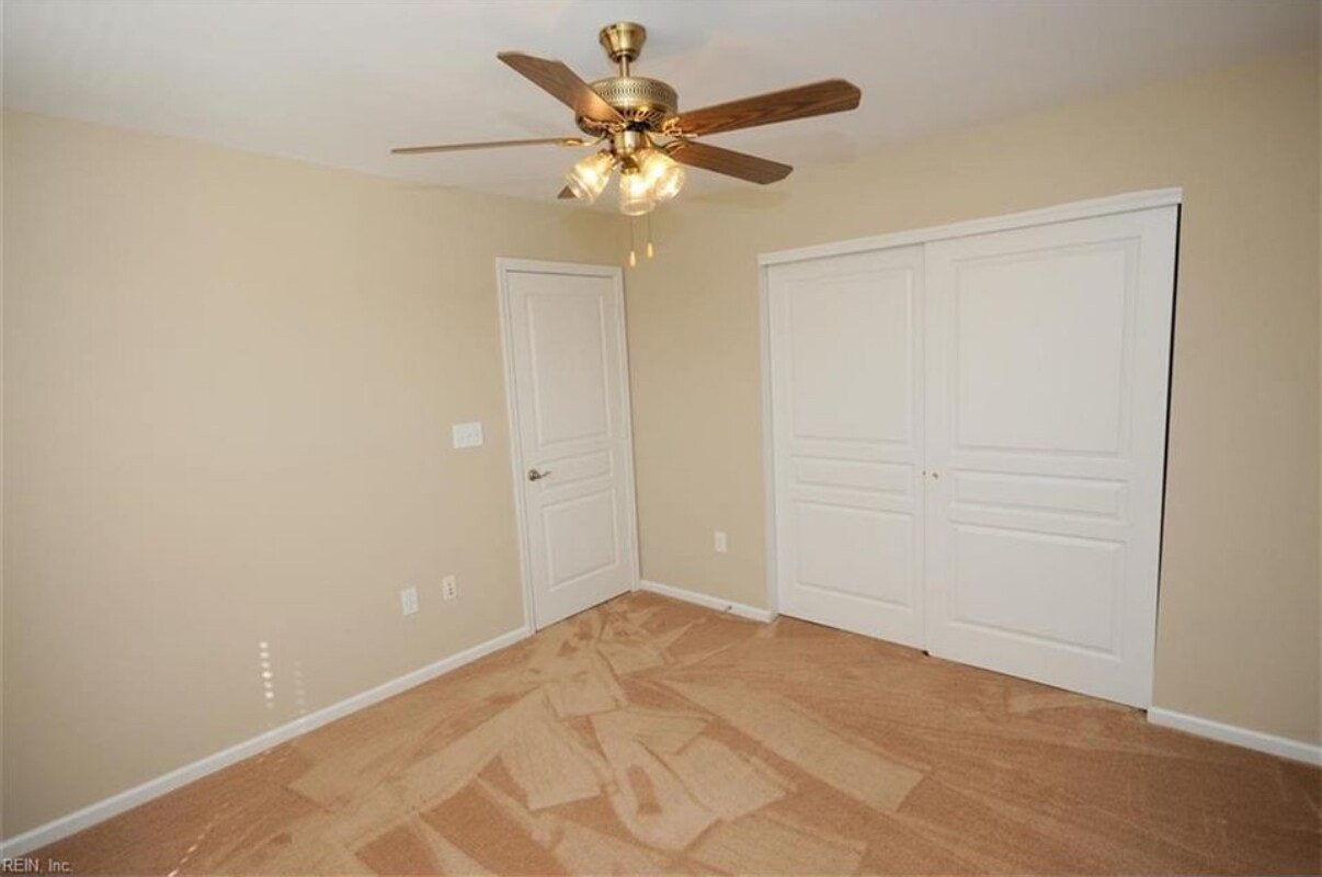 Building Photo - 5320 Hayton Way