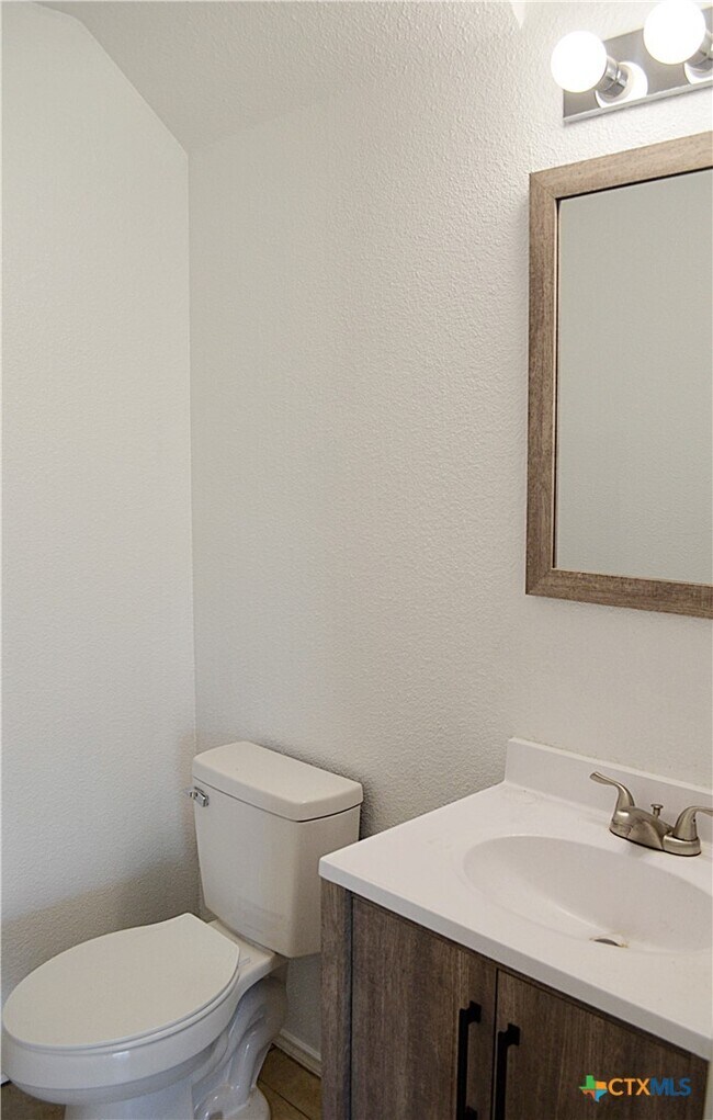 Building Photo - 4603 Regency Dr