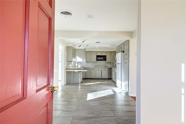 Building Photo - 78 Devonshire St