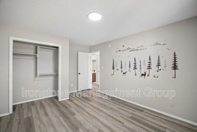 Building Photo - 11665 N 156th E Ave
