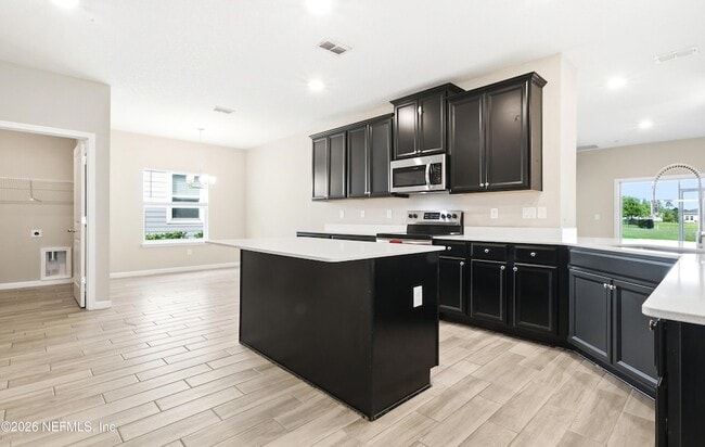 Building Photo - 2730 White Cedar Ln