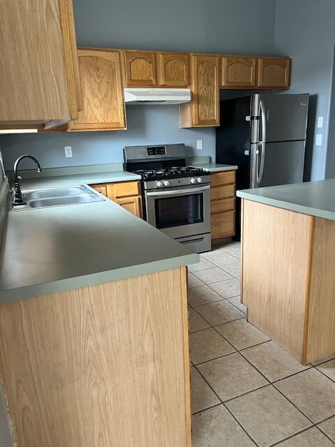 Building Photo - 5295 Imperial Dr