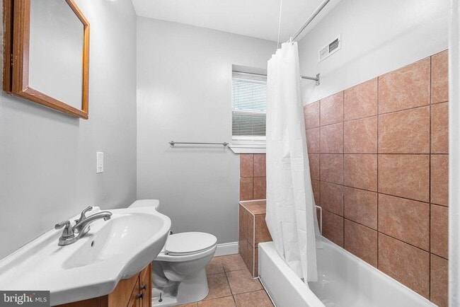 Building Photo - 3645 Emerald St