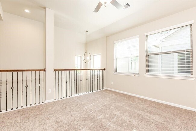 Building Photo - 5546 Sallow Bay Ln