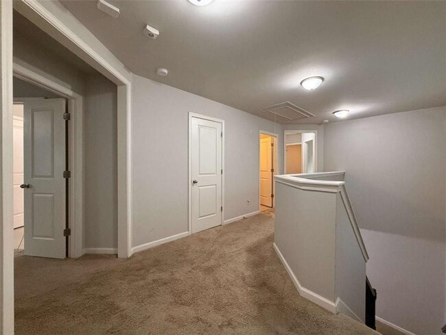 Building Photo - 5115 Breezewood Cir