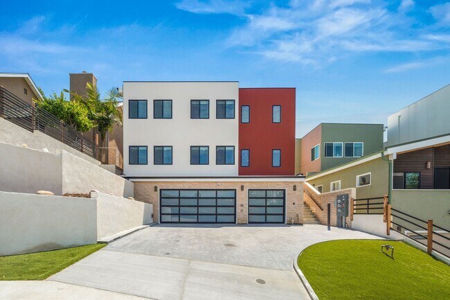 Building Photo - 1251-1253 Van Nuys St