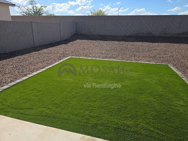 Building Photo - 6264 S Emery