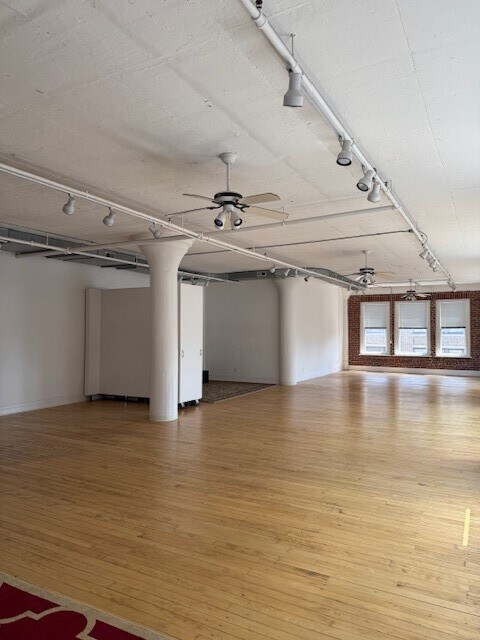 Building Photo - 1709 Washington Ave