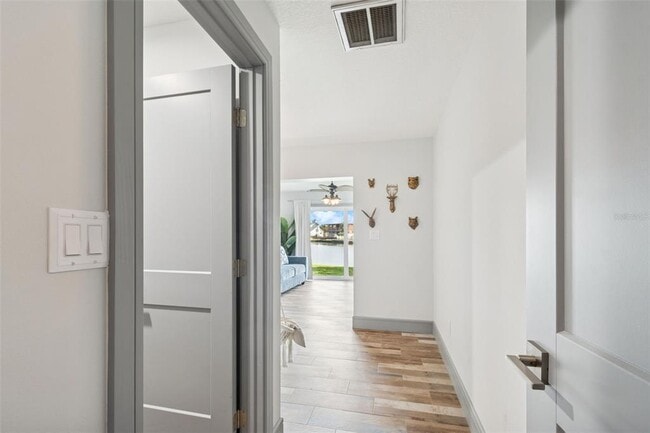 Building Photo - 292 Sunlit Cove Dr NE