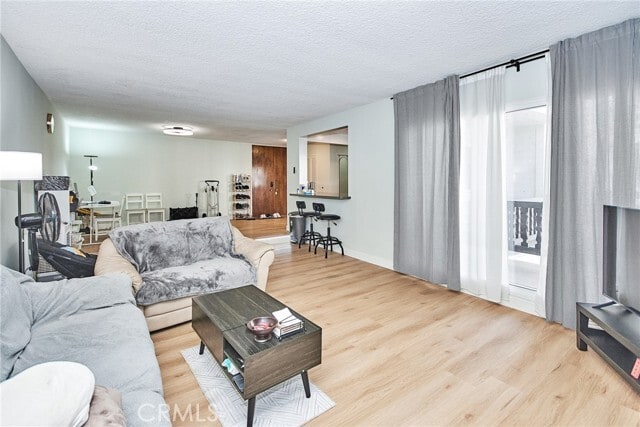 Building Photo - 6124 Buckingham Pkwy