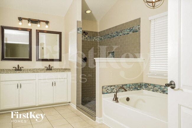 Building Photo - 2456 Bearded Iris Ln