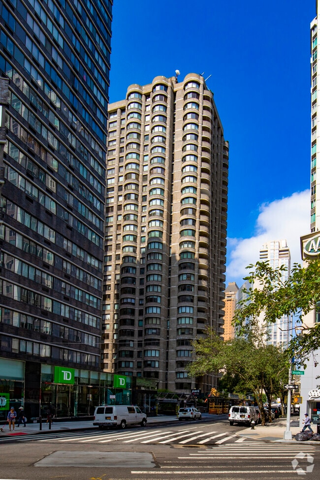 44 W 62nd St New York, NY 10023-7008 - Lincoln Plaza Towers Apartments