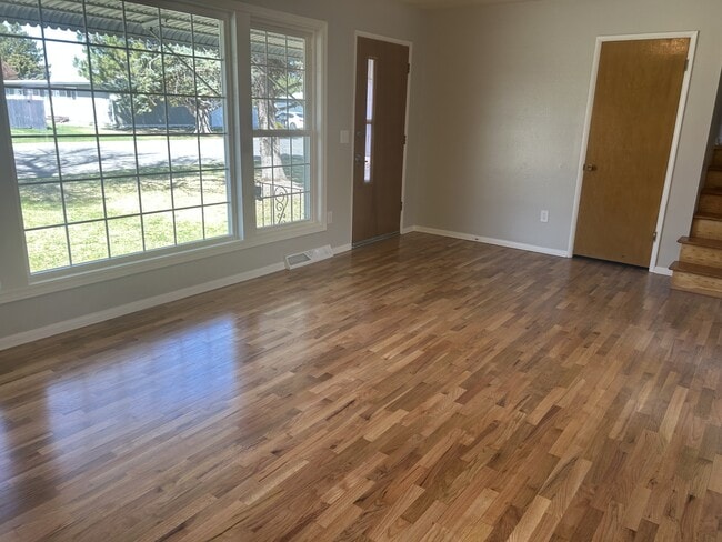 Building Photo - 3326 Winchell Ln