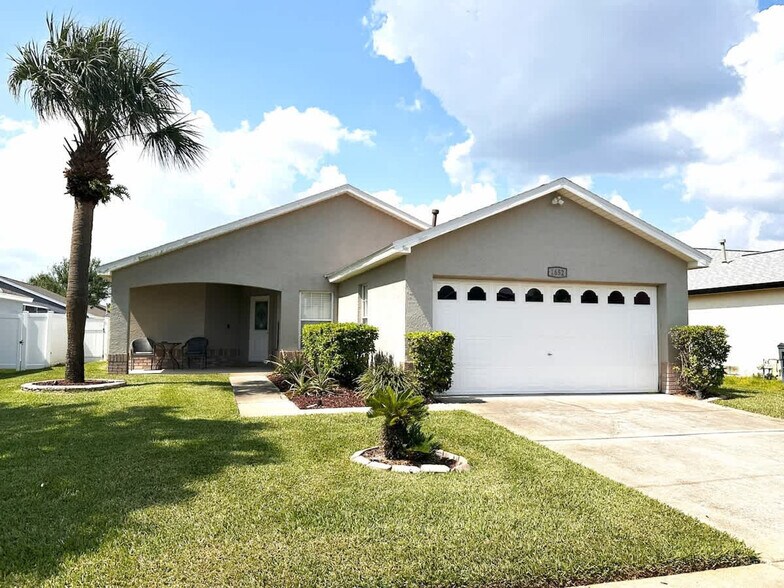 Building Photo - 1652 Oak Hill Trail