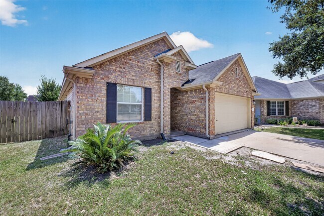 Building Photo - 20707 Pine Rain Ct