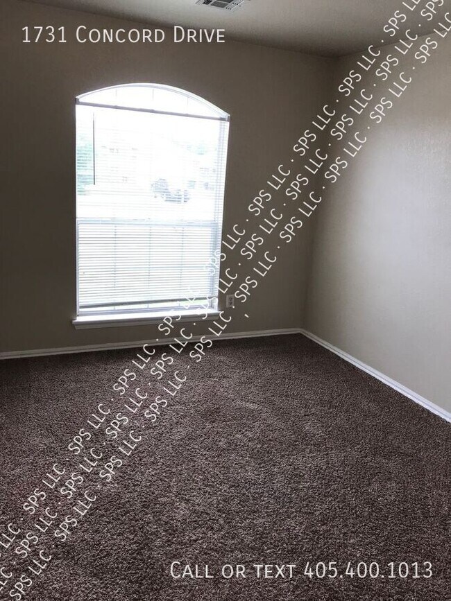 Building Photo - 1731 Concord Dr