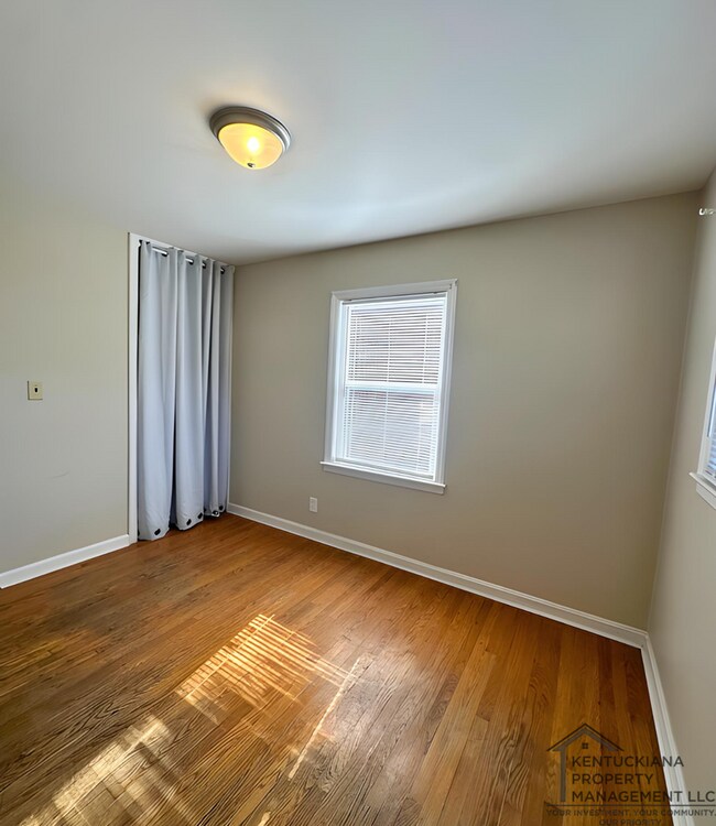 Building Photo - Charming 3BR/2BA Brick Cape Cod