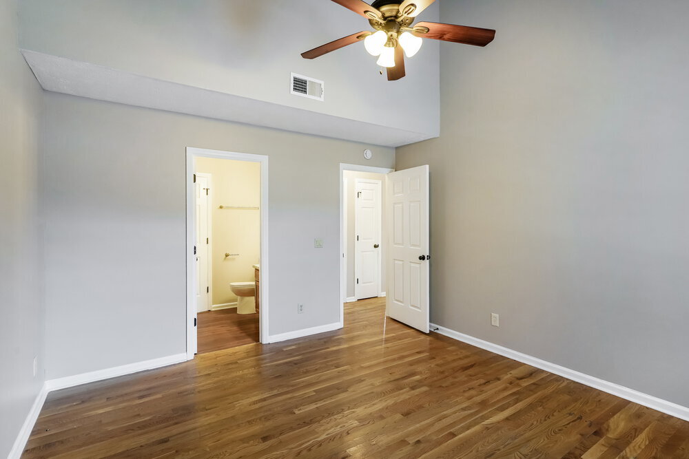 Building Photo - 300 Vernon Traylor Dr