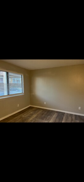 Building Photo - 253 Hayden Rd