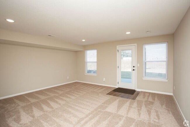 Building Photo - Serrano Townhomes with a finished basement...