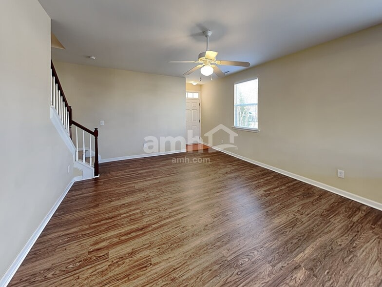 Building Photo - 117 Steam Engine Way