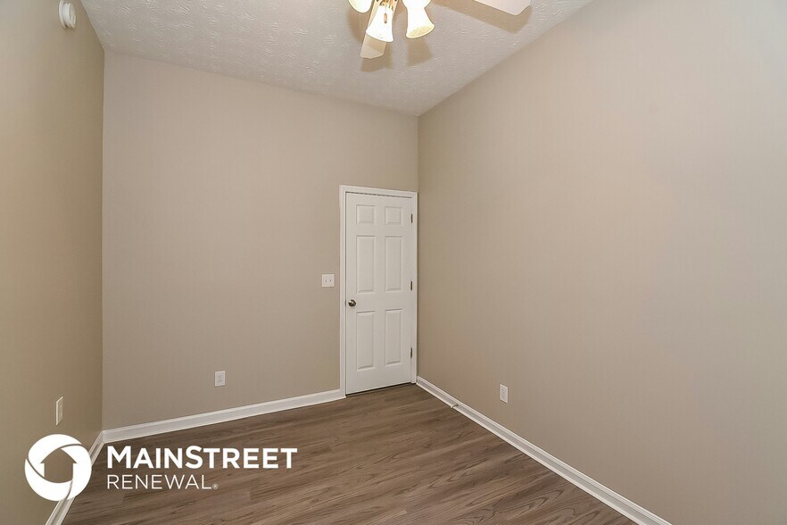 Building Photo - 2628 Meadow Lark Dr