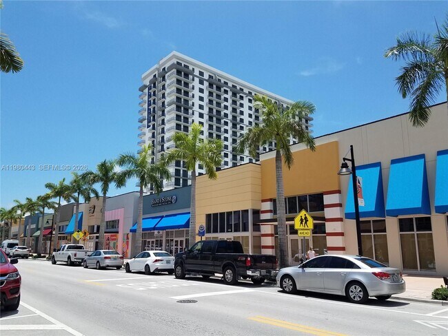 Building Photo - 5300 Paseo Blvd