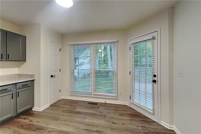 Building Photo - 4928 Olde Mill Dr